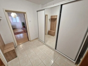 Apartament 2 camere, centrală proprie, parcare inclusă, Titan