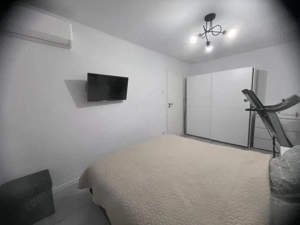 Apartament 3 camere, zona Centrala - imagine 12