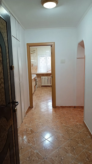 Vând apartament 2 camere cf.1 ,parter Gorjului,Militari