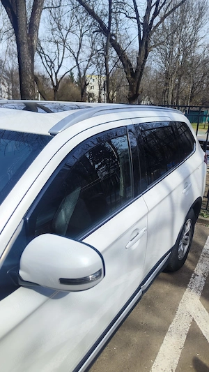 Mitsubishi Outlander - imagine 2