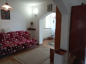 Casă -constructie solida-garaj-curte-zona Gojdu Deva - imagine 5