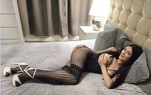 Te-ai saturat de poze false