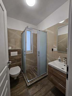 Proprietar inchiriez 2 camere Giroc (Calea Urseni), bloc nou 2025, mobilat, loc parcare - imagine 8