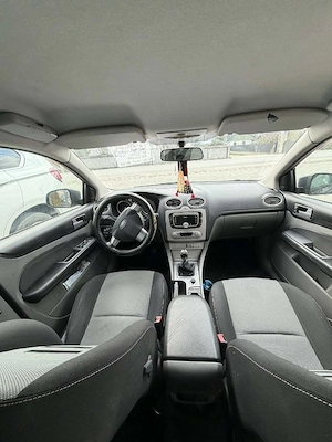 Vând Ford Focus - imagine 2