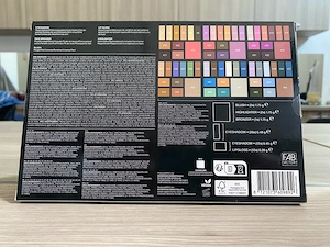 Paletă de machiaj CARDSPLITTER Ultimate Metals, 66 culori, farduri