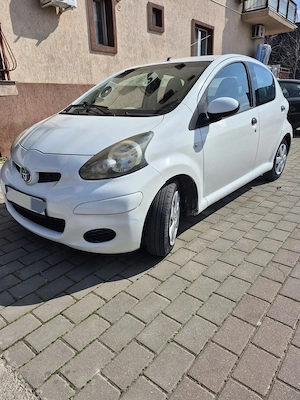 Vand Toyota Aygo 1.0 benzină  - imagine 2