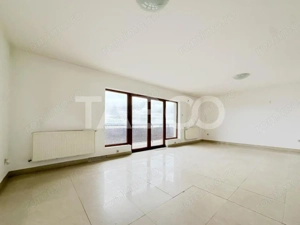 Apartament cu 3 camere parcare de vanzare cartierul Andrei Muresanu