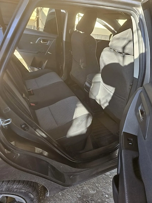 Toyota Auris an 2018 1.8 benzina+hibrid - imagine 6