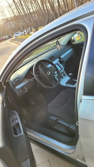 Vând Volkswagen Passat b6 2009-2010 - imagine 2