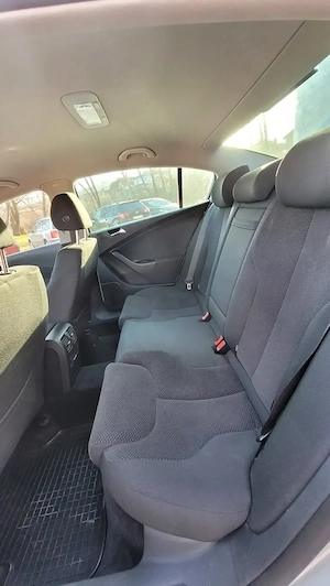 Vând Volkswagen Passat b6 2009-2010 - imagine 3