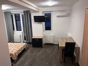 Inchiriez garsoniera in Militari Residence 