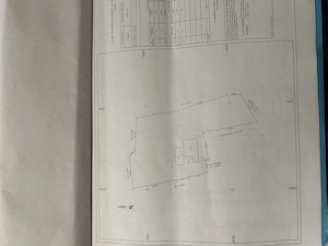 Vând teren intravilan 