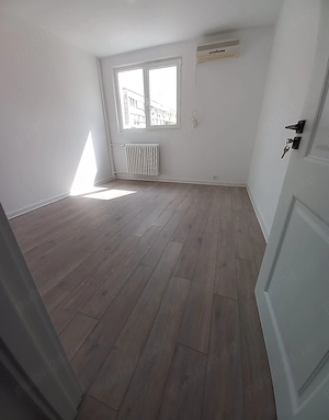 Drumul Taberei vis a vis de Parcul Moghioros - imagine 5