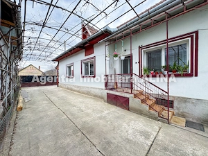  Casa si teren 2086 mp, in Satul Soimus din Comuna Soimus, Jud. Hunedoara, zona centrala. - imagine 3