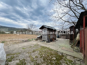  Casa si teren 2086 mp, in Satul Soimus din Comuna Soimus, Jud. Hunedoara, zona centrala. - imagine 9