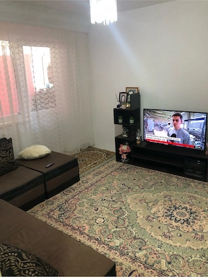 vand apartament 2 camere - imagine 5