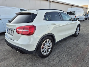 = MERCEDES GLA 220d Aut. 4x4 2.2 T.Diesel Piele Navi Xenon Led = 15.990 e. = - imagine 3