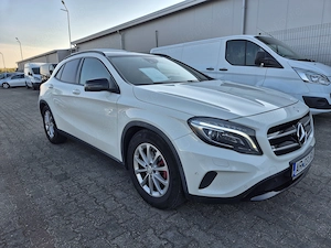 = MERCEDES GLA 220d Aut. 4x4 2.2 T.Diesel Piele Navi Xenon Led = 15.990 e. = - imagine 2