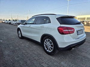 = MERCEDES GLA 220d Aut. 4x4 2.2 T.Diesel Piele Navi Xenon Led = 15.990 e. = - imagine 4