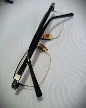 2 perechi de ochelari de vedere + 2 etuiuri - imagine 4