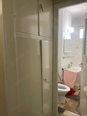 Vand apartament , 3 camere . semidecomandat , etaj 2 , Micro 3 - imagine 15