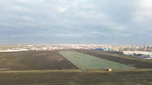 Teren intravilan 2,8 ha industrial deschidere 75 ml soseaua Constantei