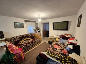 Casa-vila de vanzare in Alexandria teren 1050 mp pretabil comercial - imagine 2