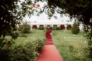 Cort evenimente cu deschidere la lac. Nunti si evenimente programate si in 2026! - imagine 9