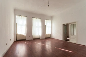 Casa de vanzare pentru AirBNB, birouri, comercial in piata Traian