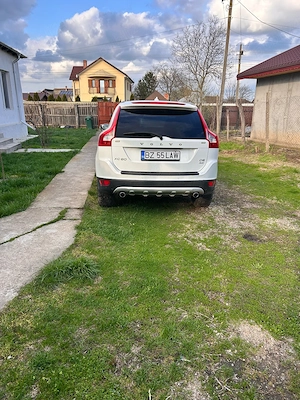 vand volvo xc60 2.4 d5 awd - imagine 4