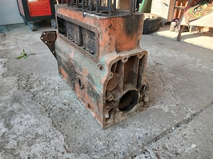 Vând Blocuri motoare tractor u650 pe semering  - imagine 3