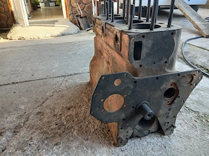 Vând Blocuri motoare tractor u650 pe semering  - imagine 4