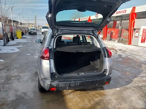 Peugeot 2008 1.2 PureTech Turbo Allure - imagine 4