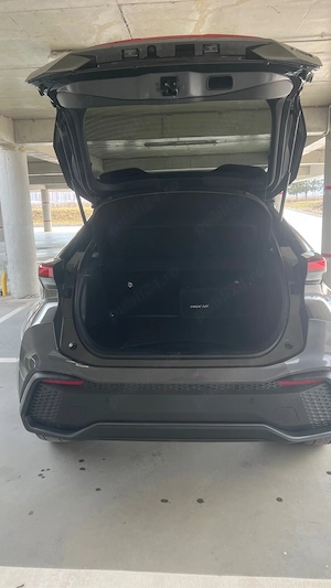 Toyota C-HR 1.8 HEV 140CP Predare Leasing - imagine 5