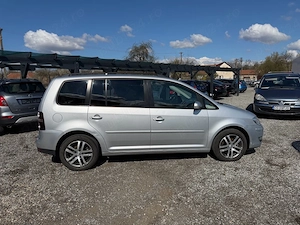 VW Touran   1.9 TDI 105cp   An Model 2 Locuri    - imagine 5