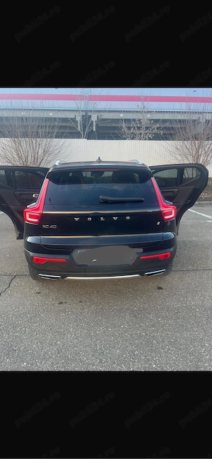 vand Volvo XC40  - imagine 5