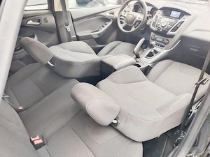 Ford Focus 3 1.6 tdci euro 5 Titanium  - imagine 7