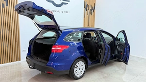 ** Ford Focus ** - imagine 8