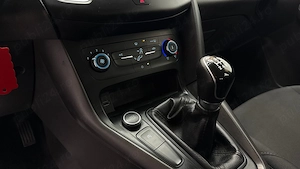 ** Ford Focus ** - imagine 19