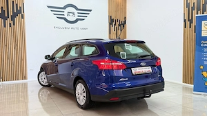 ** Ford Focus ** - imagine 5