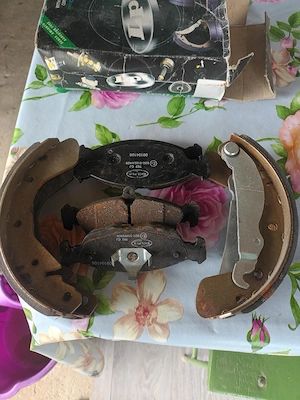 Set plăcuțe frână și saboți originale - imagine 3