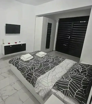 regim hotelier  - imagine 2