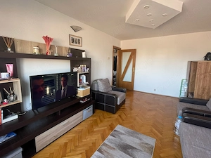 Proprietar închiriez apartament decomandat 3 camere Zona Soarelui  - imagine 5