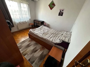 Proprietar închiriez apartament decomandat 3 camere Zona Soarelui  - imagine 4