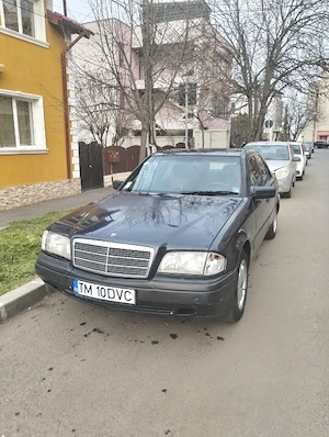 Vînd Mercedes C 180 - imagine 3
