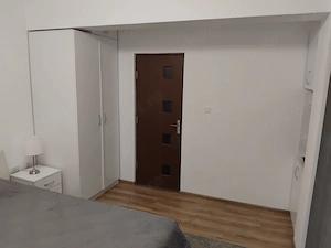 Vând apartament cu 2 camere zona Vlaicu Pizza 5 Colțuri  - imagine 5