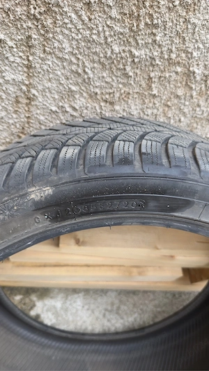 Anvelope toyo tires iarna 225/40/19 - imagine 2