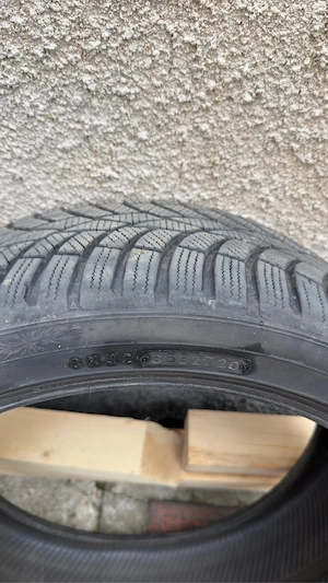 Anvelope toyo tires iarna 225/40/19 - imagine 3