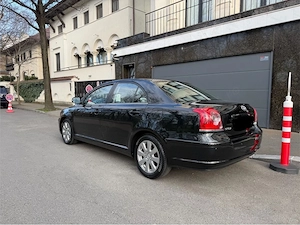 Toyota Avensis Cutie Automata 1.8 VVT-i un singur propietar - imagine 4