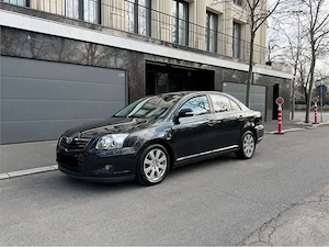 Toyota Avensis Cutie Automata 1.8 VVT-i un singur propietar - imagine 3